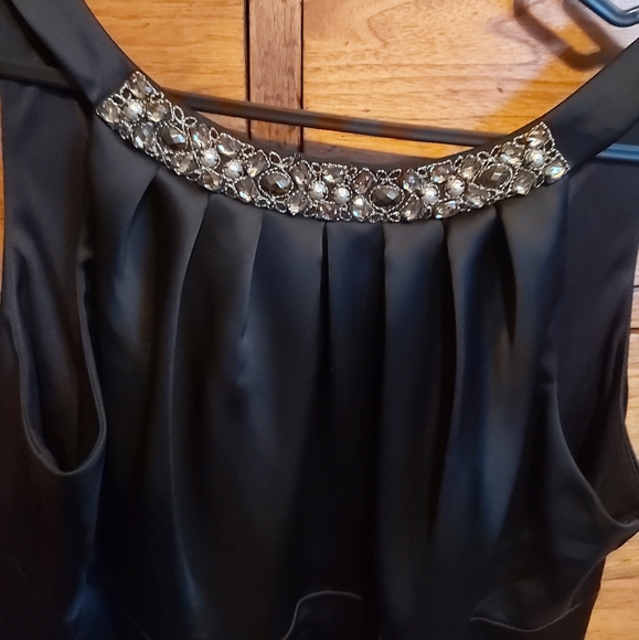 2/$30 Beautiful Black Dress With Beads Size 12 - Picture 2 of 8